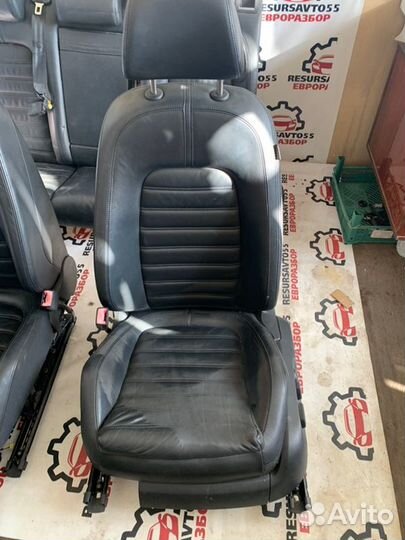 Сиденья комплект Vw Passat B6 2.0 tfsi BWA 2007