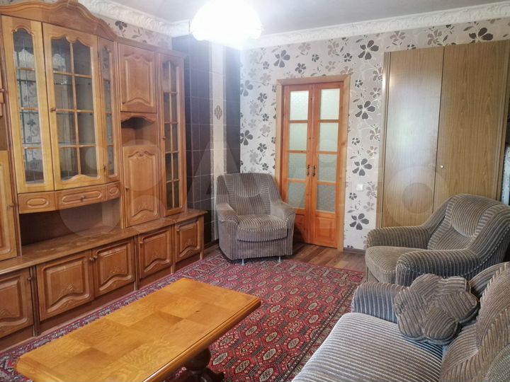 2-к. квартира, 50 м², 2/2 эт.