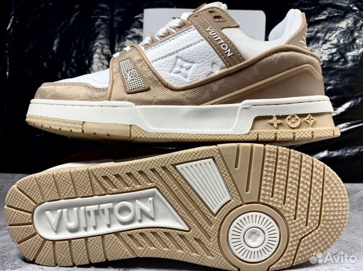 Кроссовки louis vuitton бежевые