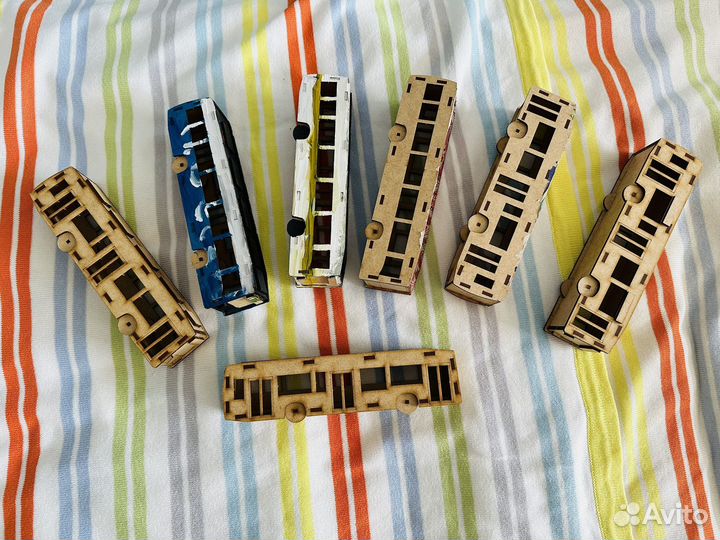 Модель автобусов, игры, лото, обучающте пазлы