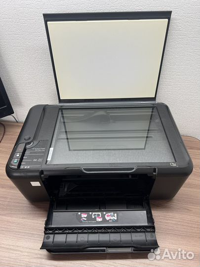 Принтер HP Deskjet F2483