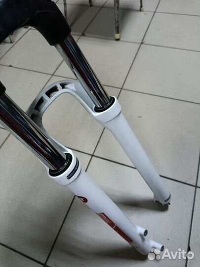 Вилка rock shox 29 XC28 Mg шток 188