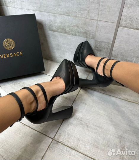 Туфли Versace на платформе