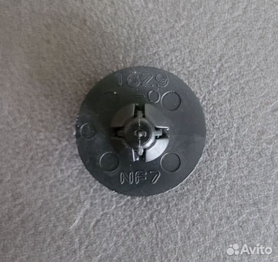 Клипса/Клоп Toyota/Lexus