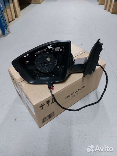 Зеркало левое Skoda Kodiaq новое оригинал