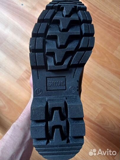 Берцы кожаные