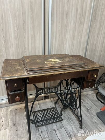 Швейная машина Singer