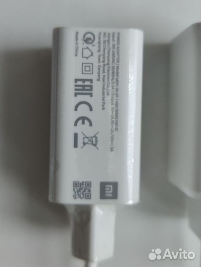 Оригинальные новые зарядки и кабеля