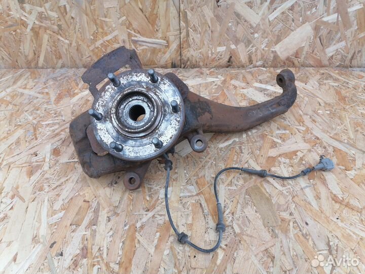 Infiniti QX56 JA60 Кулак передний левый в сборе