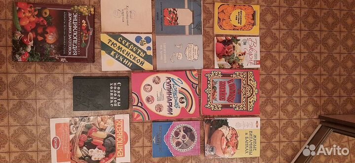 Книги по кулинарии, здоровью, вязанию, песенники