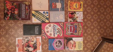 Книги по кулинарии, здоровью, вязанию, песенники