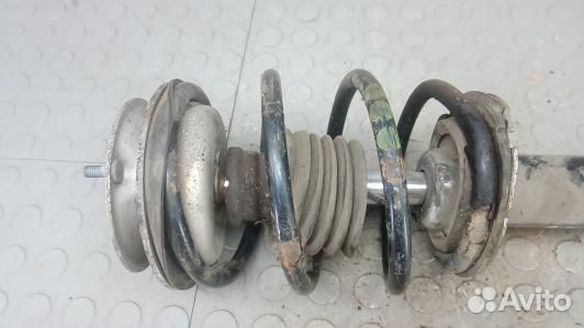 Стойка передняя правая BMW 6 E63/E64 (GNK38N501)