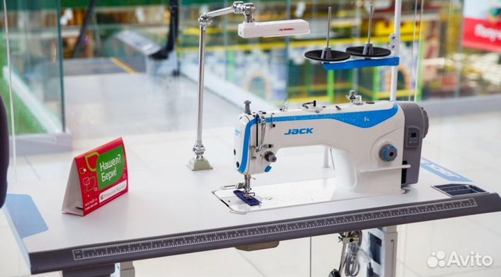 Швейная машина легких средних тканей Jack JK-F4