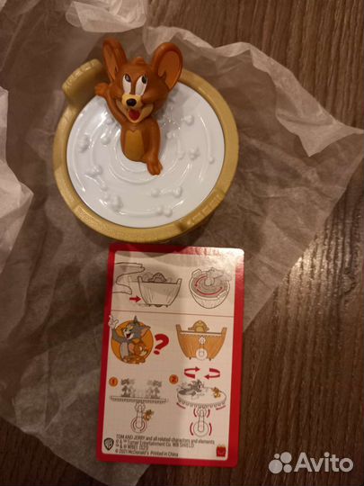 Игрушка из макдоналдс том и джери