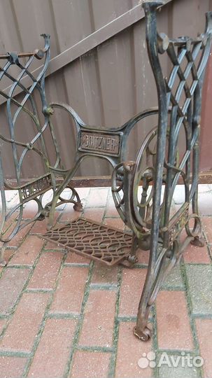 Швейная машина Singer