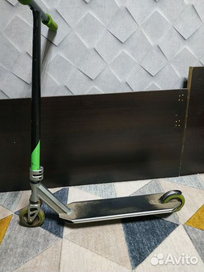 Трюковой самокат