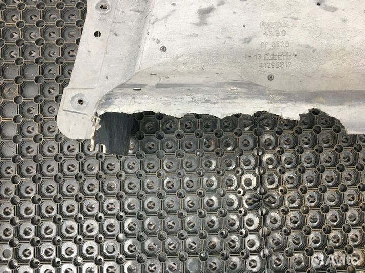 41296812 Шумоизоляция двигателя Iveco Stralis