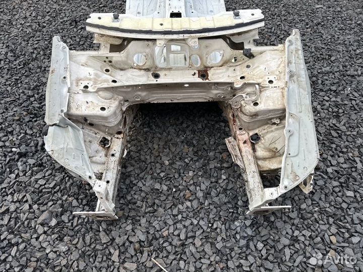 Передняя часть кузова Лонжероны Audi A6 C6 Quattro