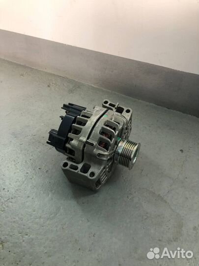 Генератор Valeo LADA Vesta 90A