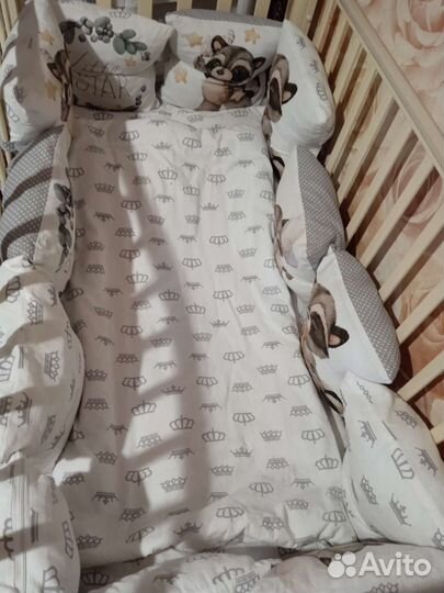 Подушечки-бортики в кроватку