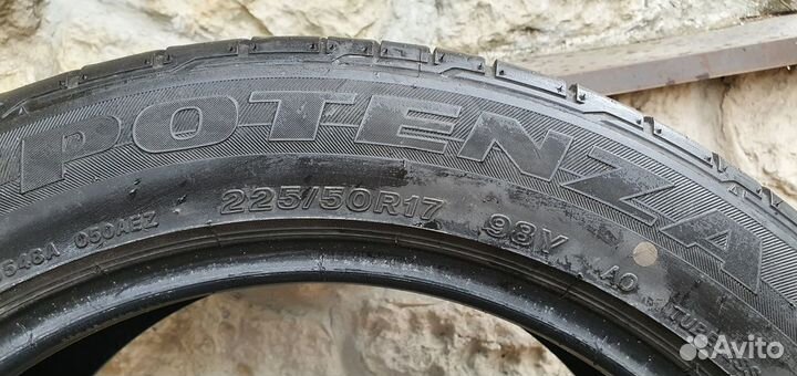 Bridgestone Potenza RE050A 225/50 R17