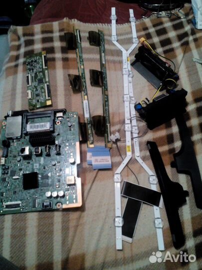 Samsung ue32j5205ak, le40d550k1w, ue40j5120au