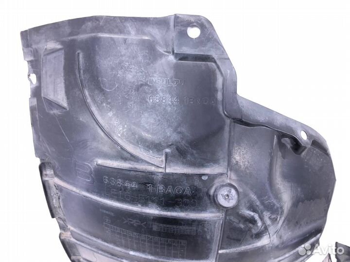 Подкрылок передний правый Nissan Ex J50 NJ50