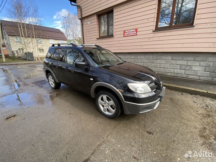 Mitsubishi Outlander 2.4 AT, 2005, 230 900 км