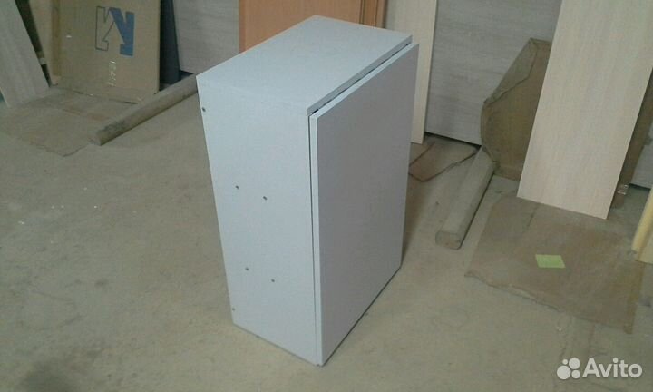 Стол маникюрный складной