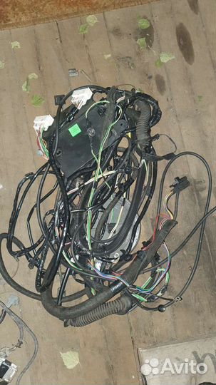 Коса/Жгут проводки LADA Largus 1.6 K4M A490