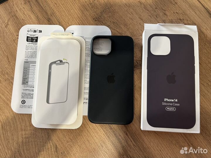 Силиконовый чехол iPhone 14 MagSafe