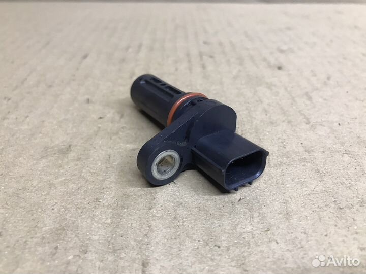 Датчик положения коленвала Honda CR-V 3 RE5 R20A2