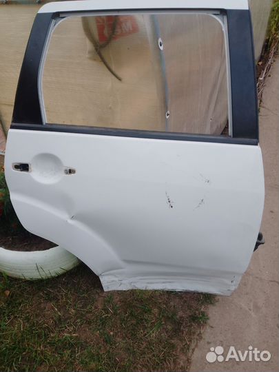 Дверь задняя правая на Mitsubishi Outlander ll