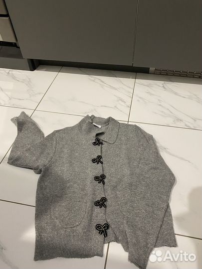 Кардиганы Zara 42р