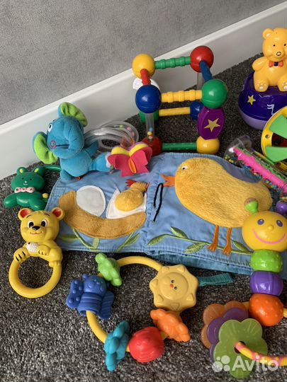 Игрушки погремушки для малыша пакетом