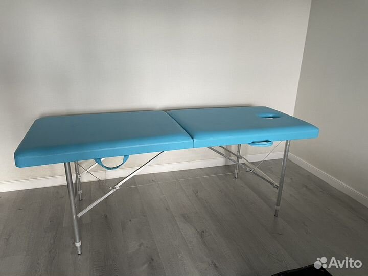 Кушетка с регулировкой высоты