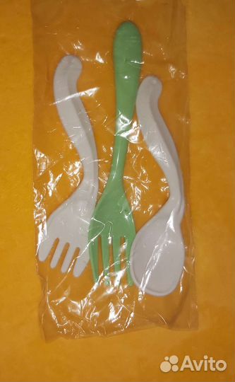 Для кормления вилки,ложка новые