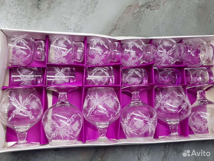 Хрустальные фужеры бокалы