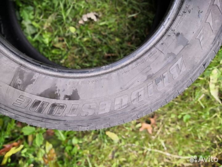 Bridgestone Blizzak LT 235/65 R17