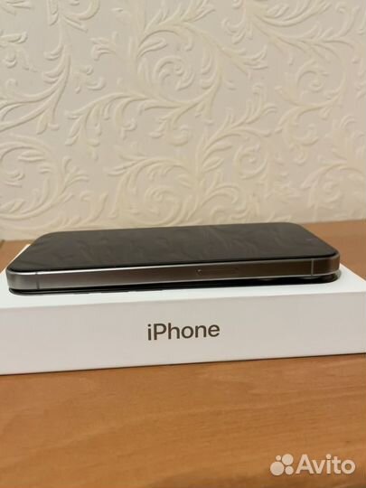 iPhone 15 Pro, 128 ГБ