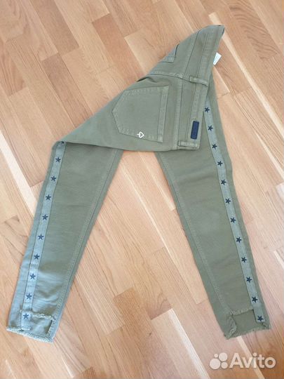 Продам новые джинсы