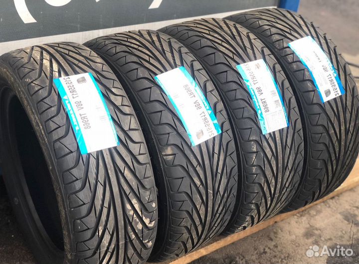 Triangle TR968 215/55 R17 98V