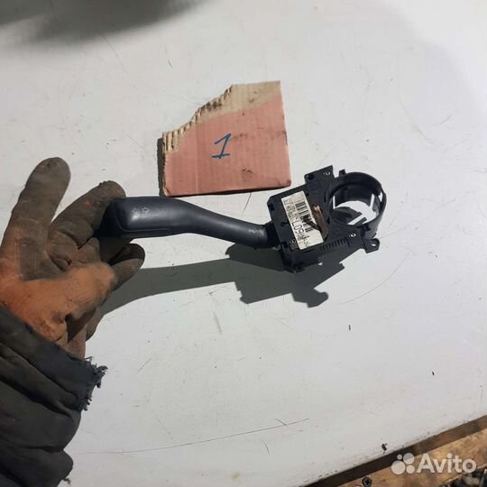 Переключатель поворотников skoda octavia a4 AKL