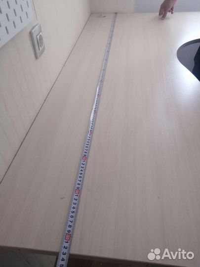 Угловой письменный стол