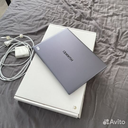 Huawei Matebook 16