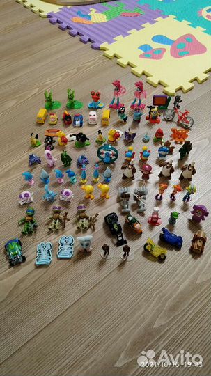 Игрушки из киндер сюрпризов
