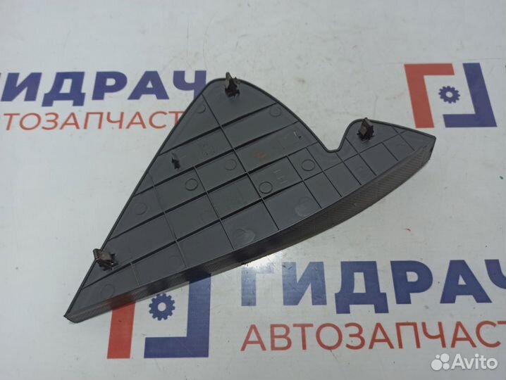 Накладка торпедо левая Ravon R2 96909220. С торца