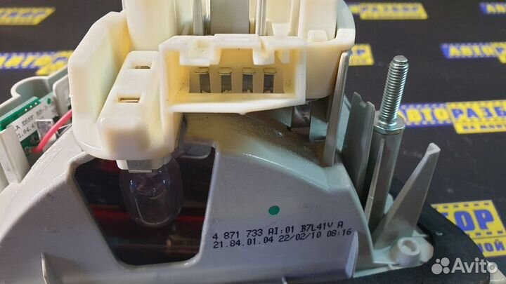 Фонарь внутренний левый Bmw 3 E90 рестайлинг