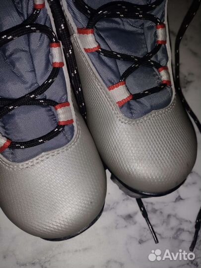 Лыжные ботинки детские 30 Размер