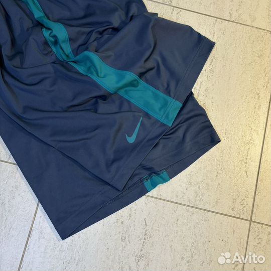 Винтажные широкие шорты Nike Dri Fit Vintage